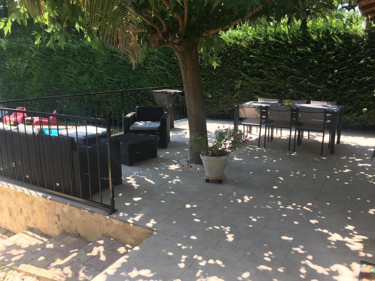 Les Rosiers Villa Lapalud Bagian luar foto